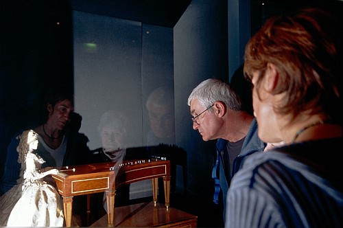 Automate Musée La Joueuse de tympanon, un des nombreux joyaux du Musée